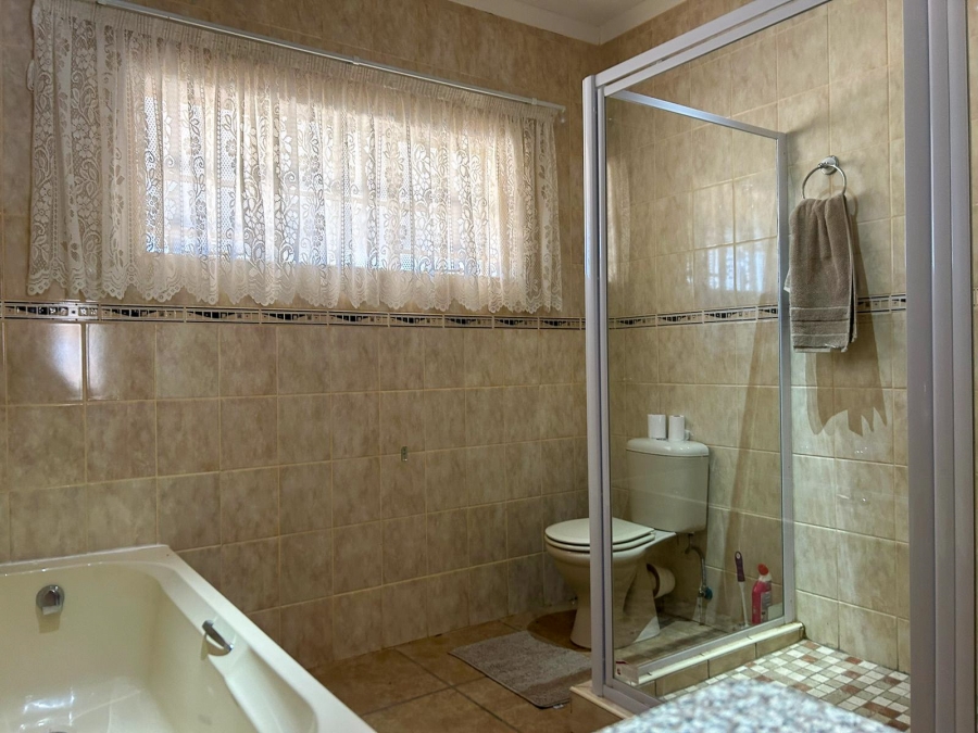 4 Bedroom Property for Sale in Potchefstroom Rural North West